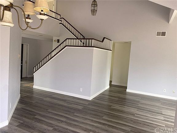 5th image of 24347 Bairndale Dr