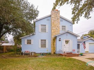 1005 N Adams St, Beeville, TX 78102