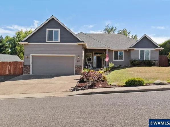 317 NW Ivy Ave, Dallas, OR 97338