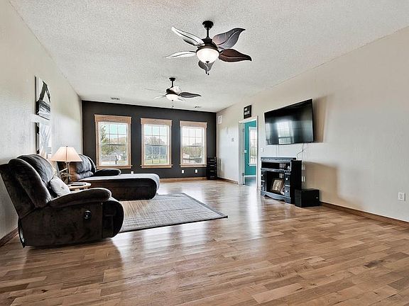 5th image of 10876 Northfork Dr