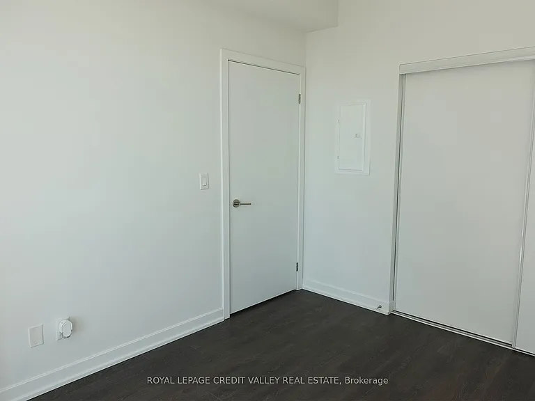 32 Forest Manor Rd #401 — Photo 10