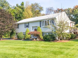 7 Apple Orchard Dr, Billerica, MA 01821