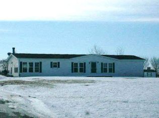 7739 Shea Rd, Fair Haven, MI 48023