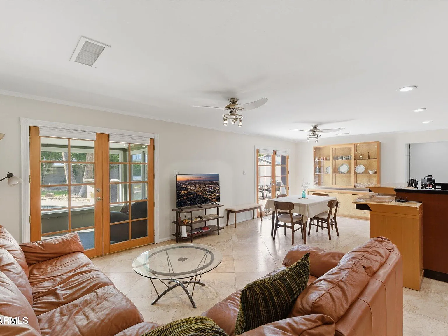 3 bed, 2.5 bath, 1678 sqft, $2,995 — Photo 4