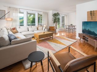 2 Quail Cove Rd, Asheville, NC 28804