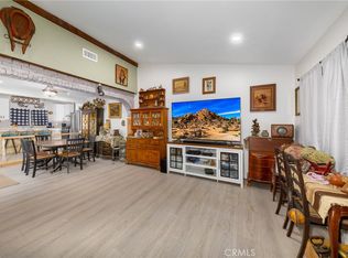 9701 Wheatland Ave, Sunland, CA 91040