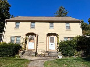 476 Providence St #L, West Warwick, RI 02893