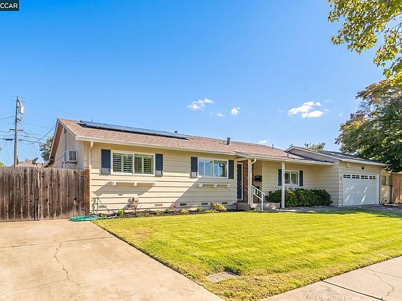 3rd image of 4242 Henning Dr