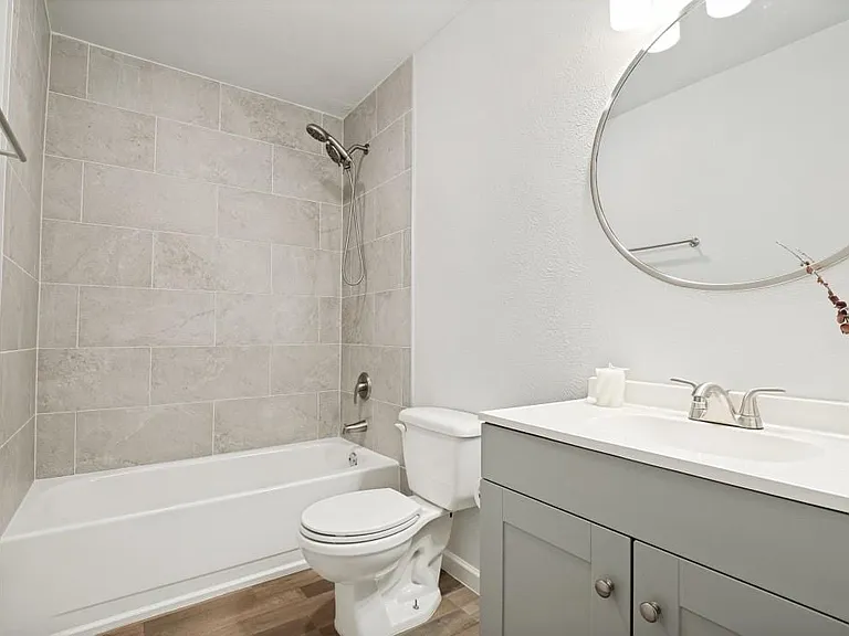 1149 Meadow Creek Ct — Photo 7