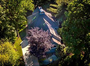 10026 Saint Clairs Retreat, Fort Wayne, IN