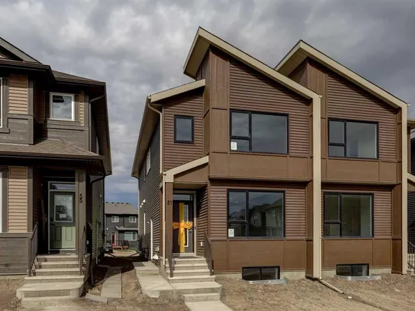 51 E Lewisburg Mnr NE, Calgary, AB T3P 2N7