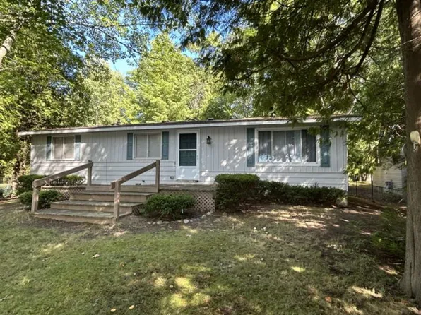 4734 E Cedar Lake Dr, Greenbush, MI 48738
