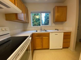 10420 NE Glisan St #68FAEF8AE, Portland, OR 97220