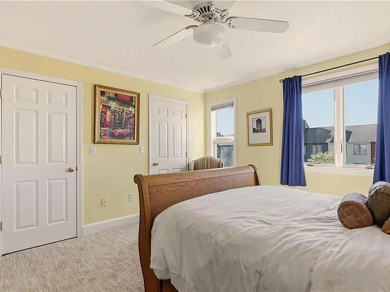216 Goddard Row — Photo 12