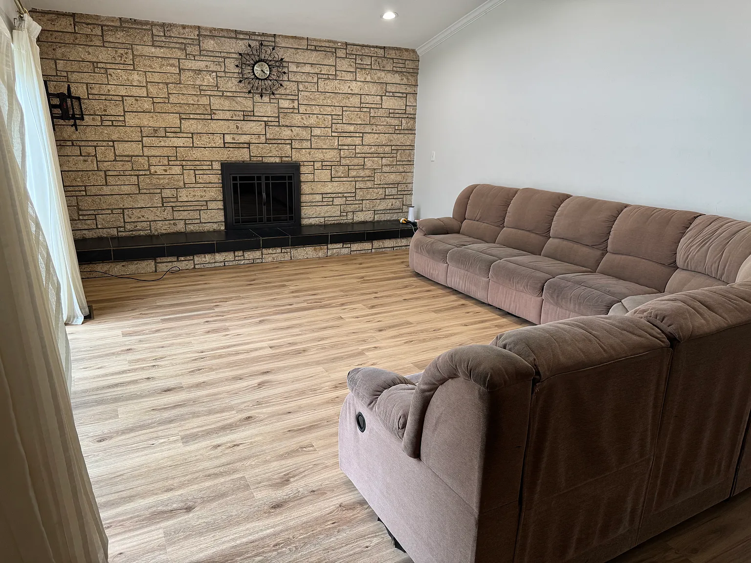 2750 Community Ave — Photo 3