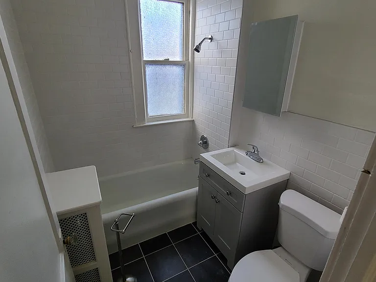 193 Scheerer Ave #2 — Photo 3
