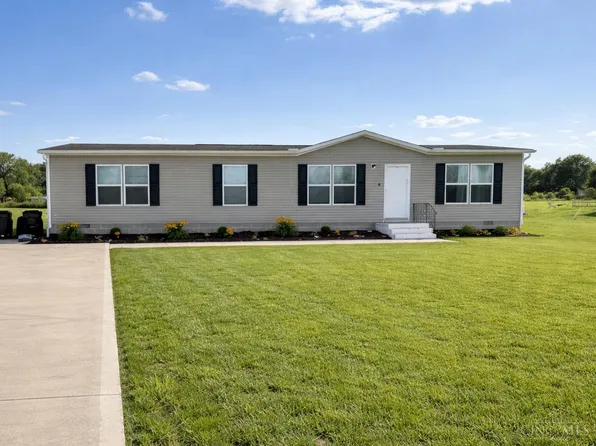 1780 Martinique Dr, Mount Orab, OH 45154