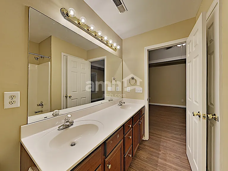 103 Homestead Ln — Photo 11
