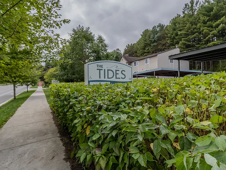 The Tides 1510 Veterans Dr — Photo 52