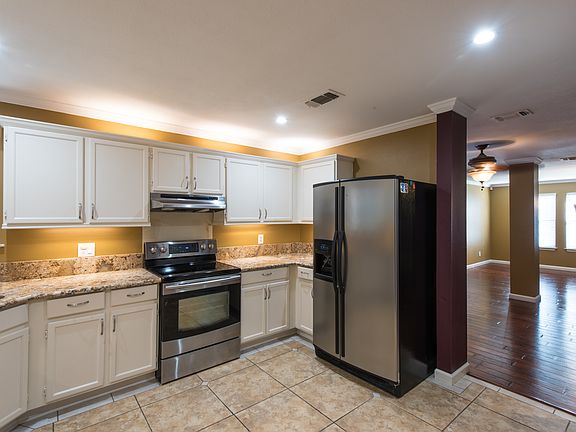 5th image of 1618 Canyon Parke Dr