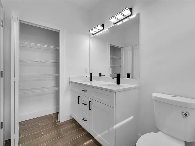 330 Gordon Ave S — Photo 14