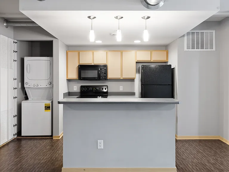 Market Place Lofts — Photo 28