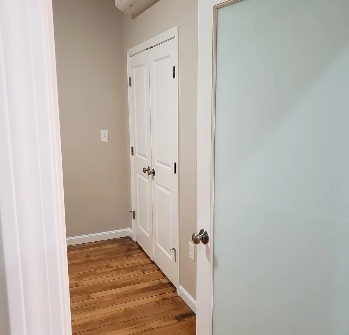 2 bed, 856 sqft, $1,990 — Photo 3