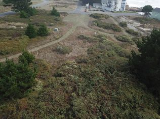 38 Coral Point, Whitethorn, CA 95589