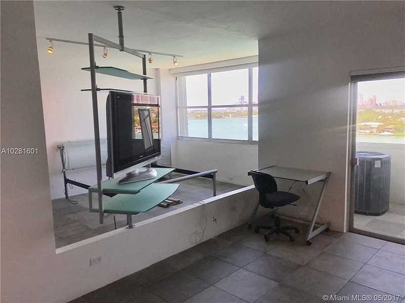 1st image of 3 Island Ave APT 12H