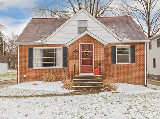 4542 Rainbow Rd, South Euclid, OH 44121