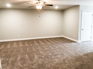 103 Red Oak Ln #103, Morgantown, WV 26501