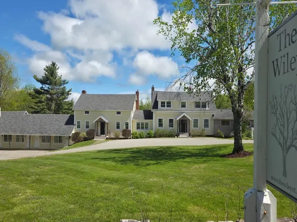 2759 VT Route 11, Peru, VT 05152
