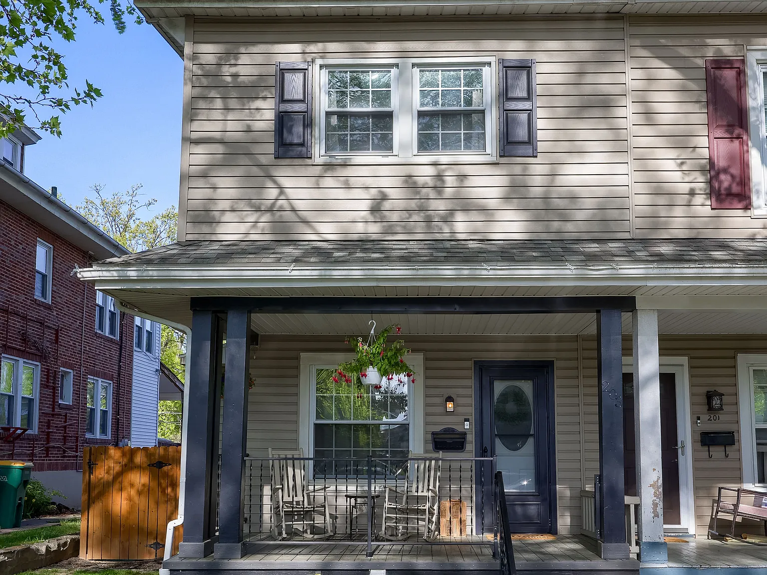 203 Intervilla Ave — Photo 2
