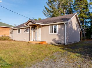 164 4th Pl S, Manzanita, OR 97130