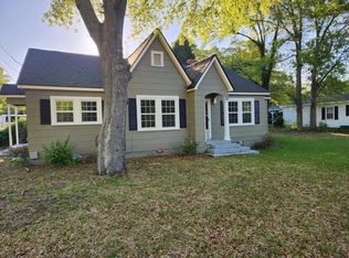 179 W Midland Ave, Winder, GA 30680