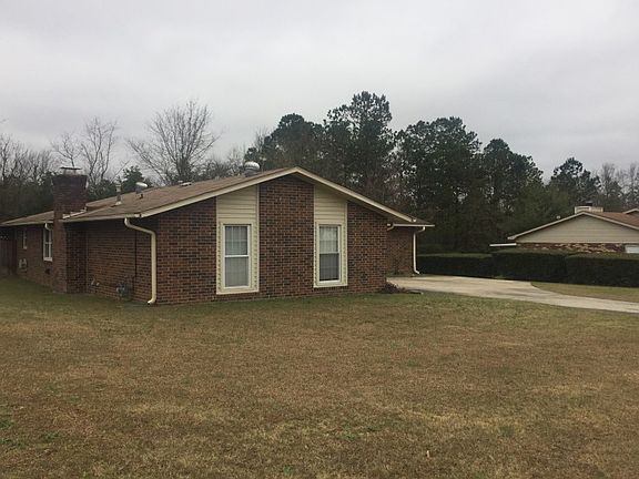 3rd image of 3615 Quail Hollow Dr