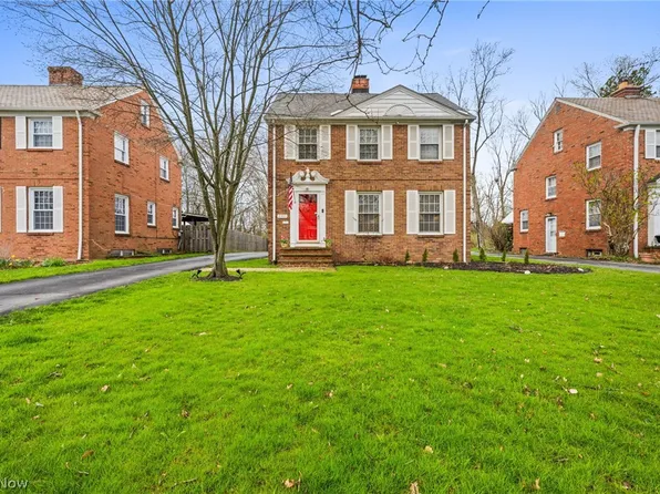 2368 Ashurst Rd, University Heights, OH 44118