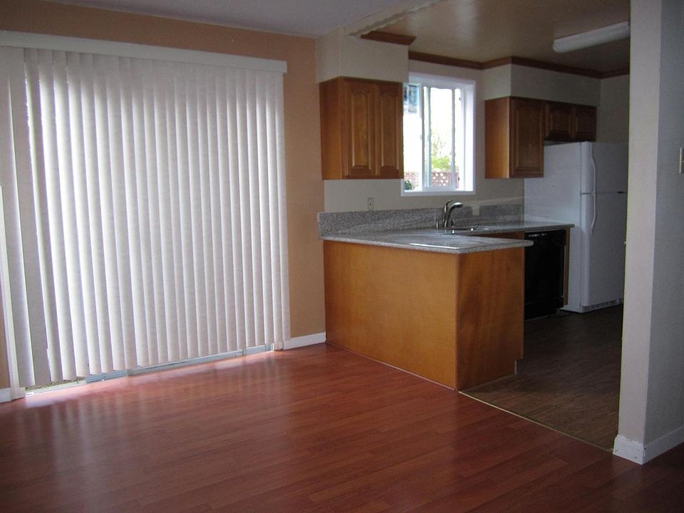 2nd image of 550 Oneill Ave Fl 2