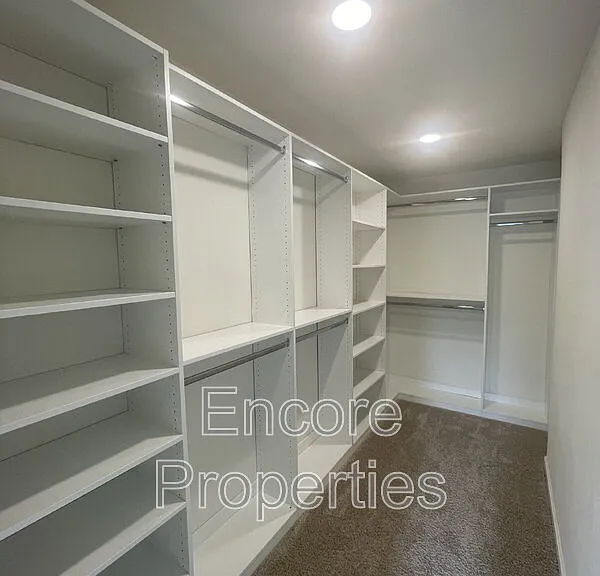1313 Compass Dr — Photo 8