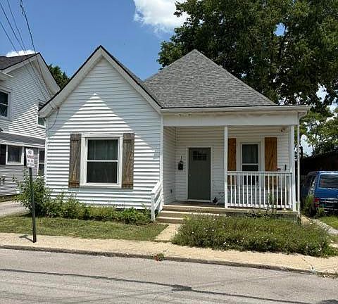 2nd image of 16 16th St
