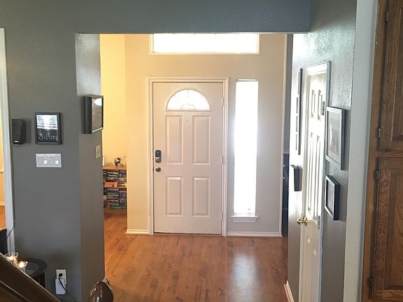 4th image of 7705 Sagebrush Ct S