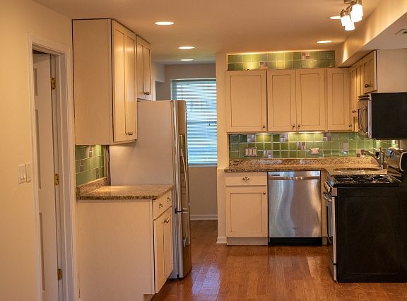 2nd image of 2925 N Talman Ave #B