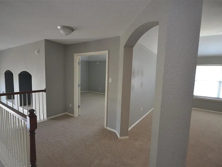 1705 Lions Den — Photo 18