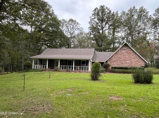1515 W Flowers Rd, Terry, MS 39170