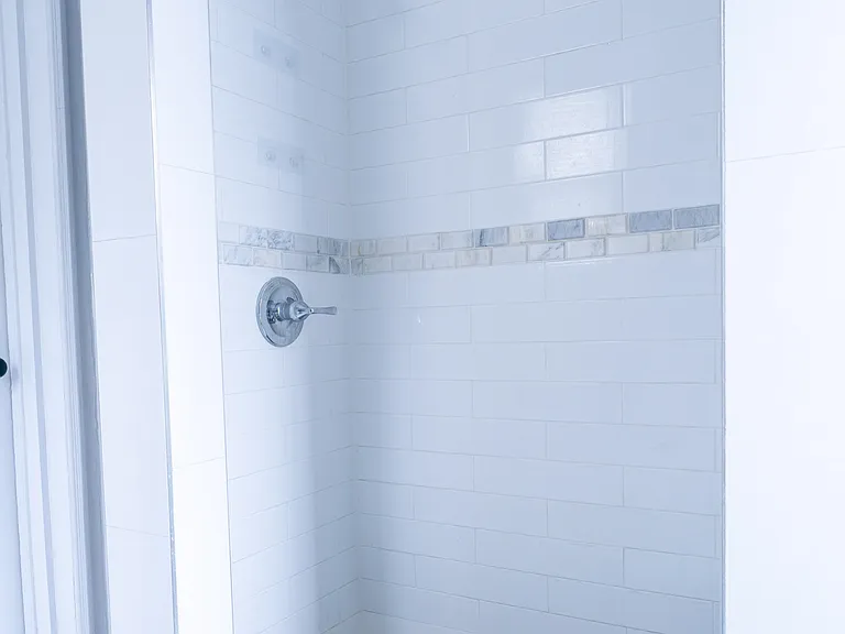 234 Danforth Ave #2 — Photo 8