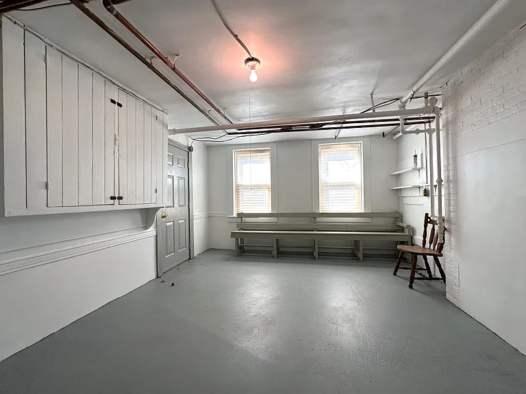 152 Grand St #1 — Photo 17