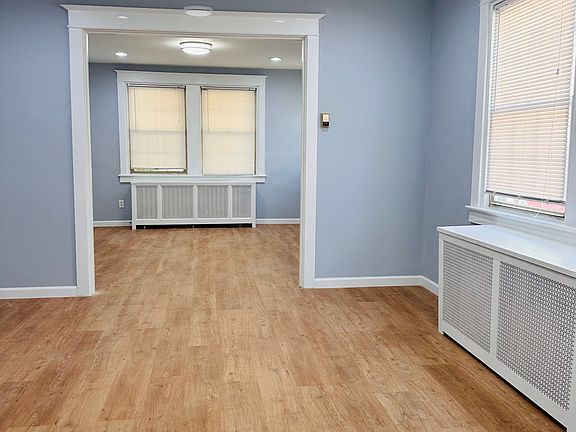 4th image of 527 N Wynnewood Ave Floor 1