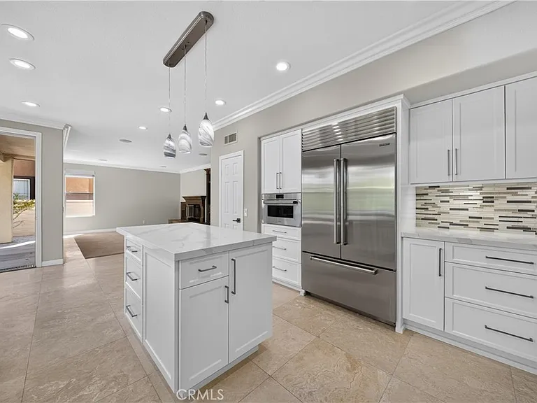 6 Westchester Ct — Photo 34