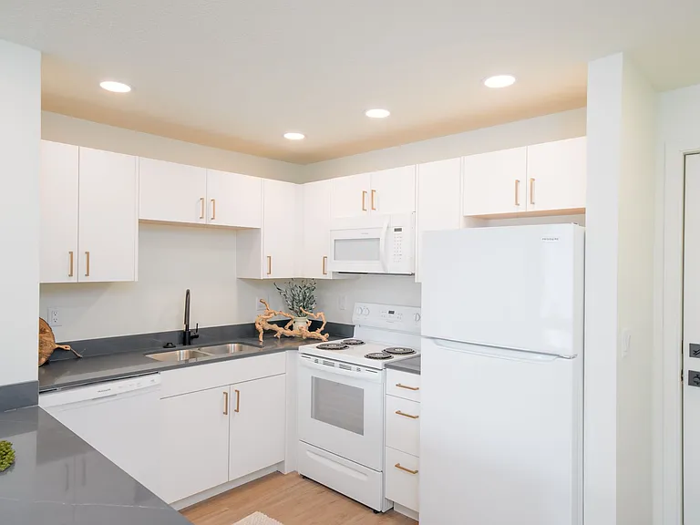 SoTro Apartments — Photo 10