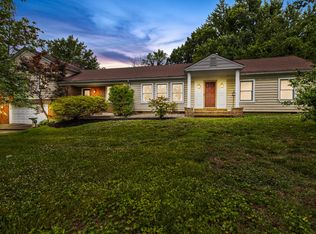 222 Ridgeway Dr, Richmond, KY 40475